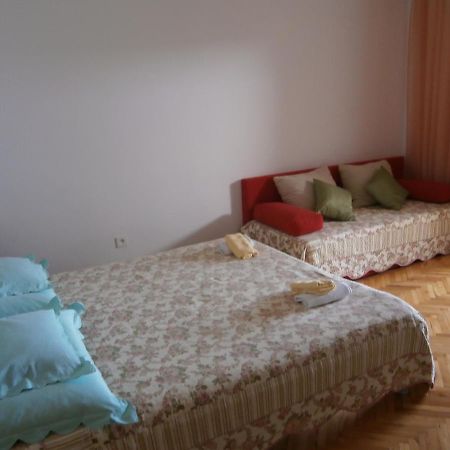 Apartmani Smiljana Макарска Екстериор снимка