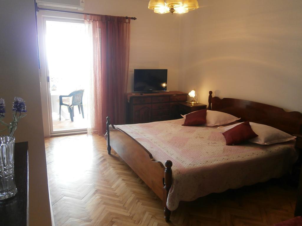 Apartmani Smiljana Макарска Екстериор снимка