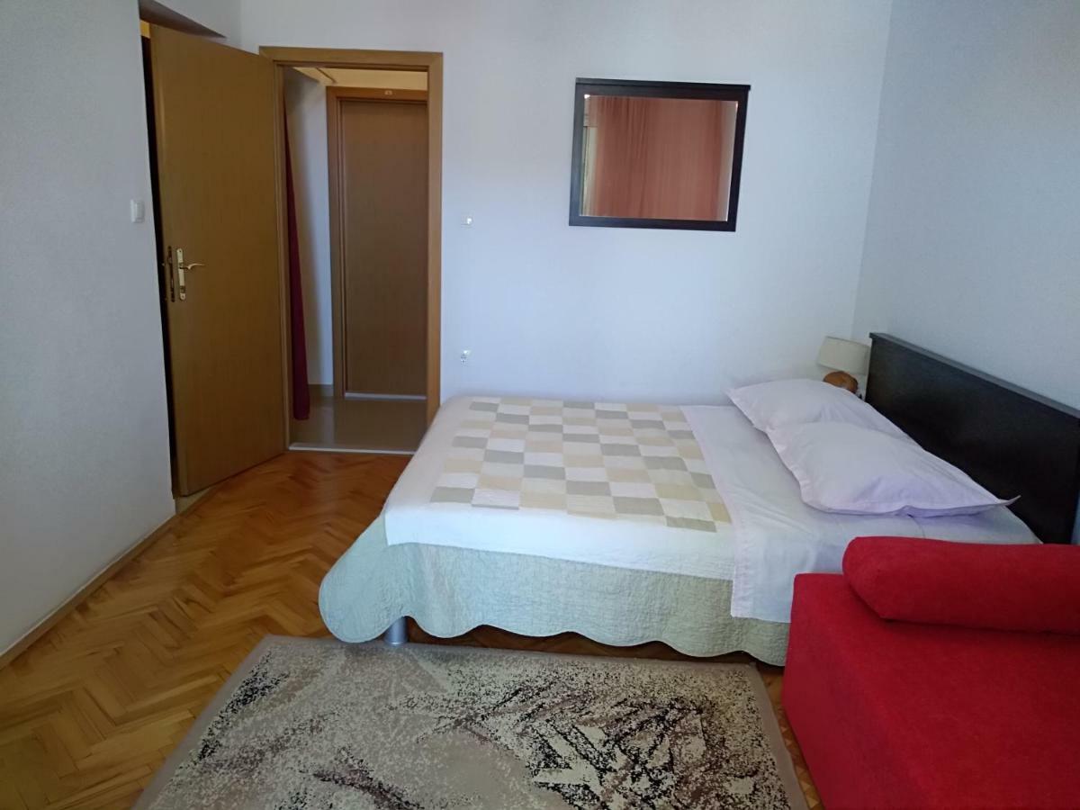 Apartmani Smiljana Макарска Екстериор снимка
