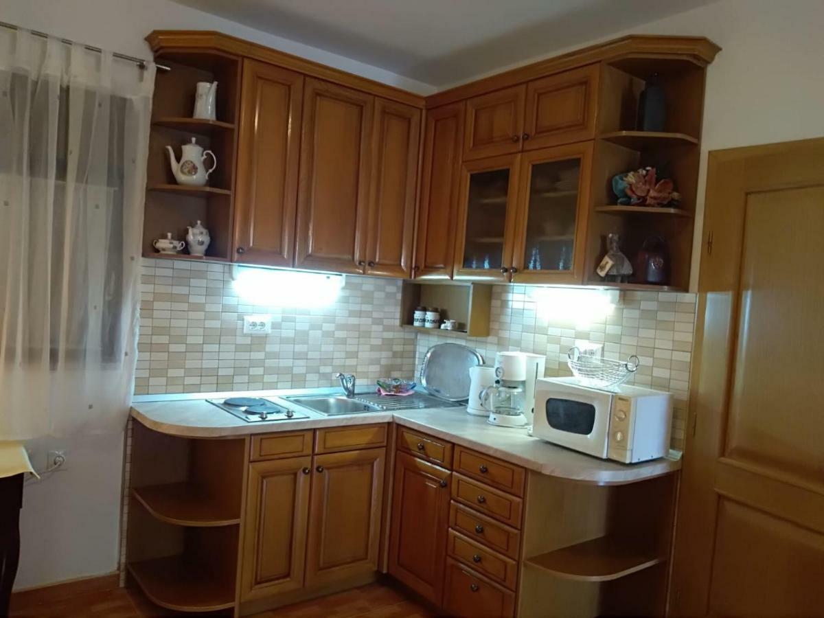 Apartmani Smiljana Макарска Екстериор снимка