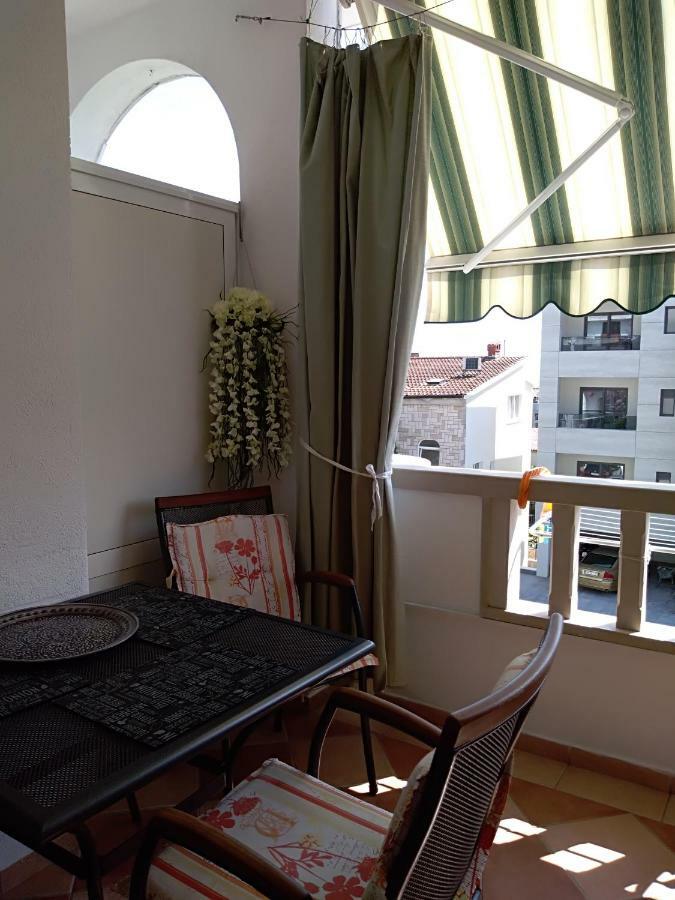Apartmani Smiljana Макарска Екстериор снимка