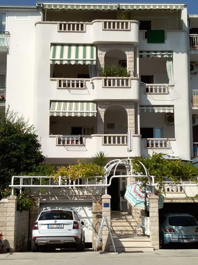 Apartmani Smiljana Макарска Екстериор снимка