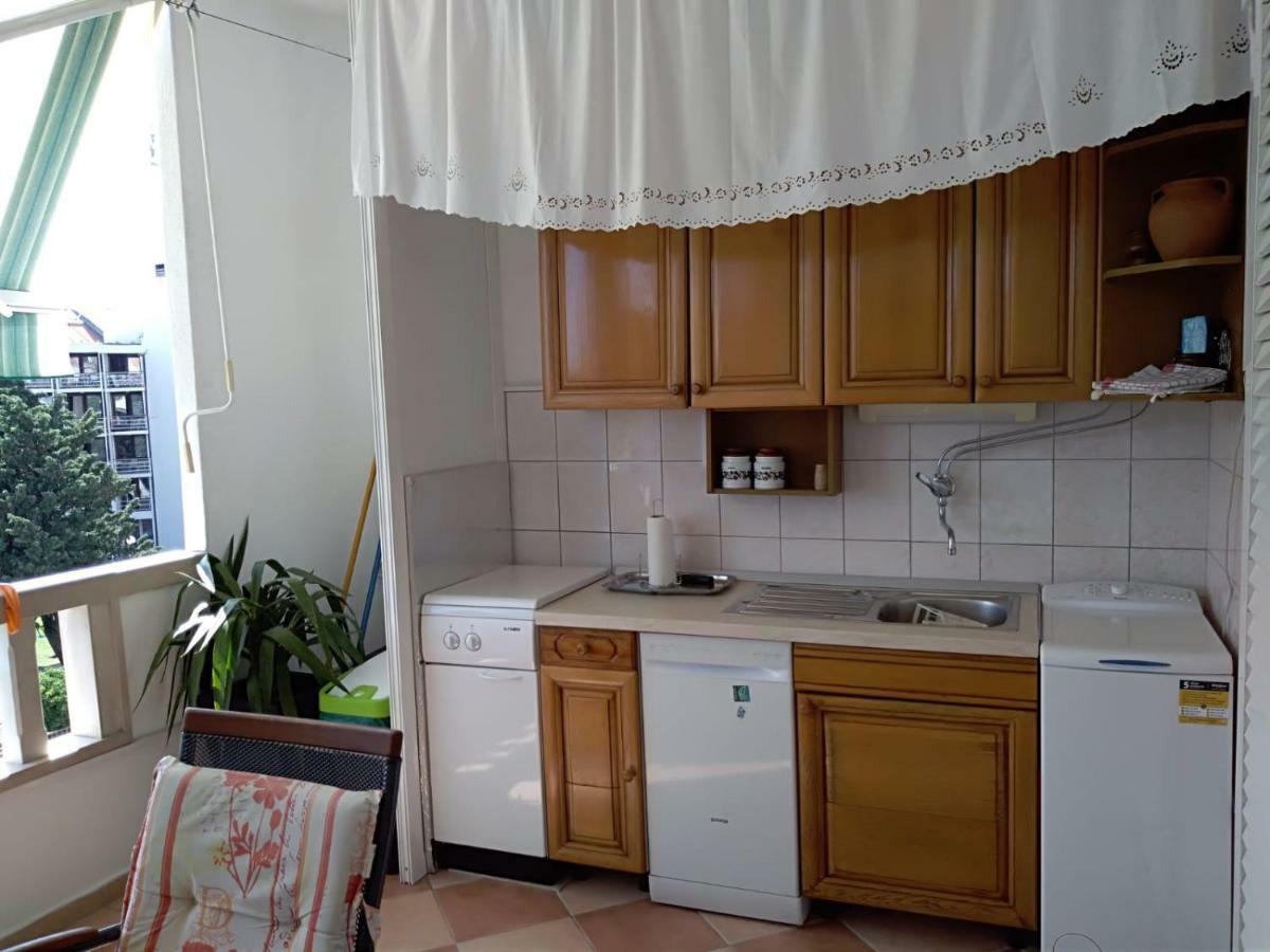 Apartmani Smiljana Макарска Екстериор снимка